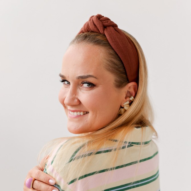 LOOP HEADBAND CZEKOLADA